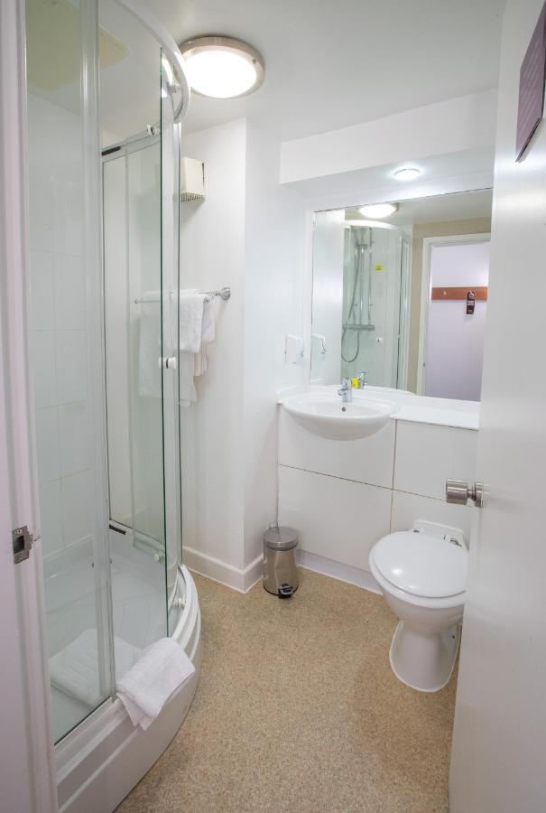 Redwings Lodge Solihull Extérieur photo