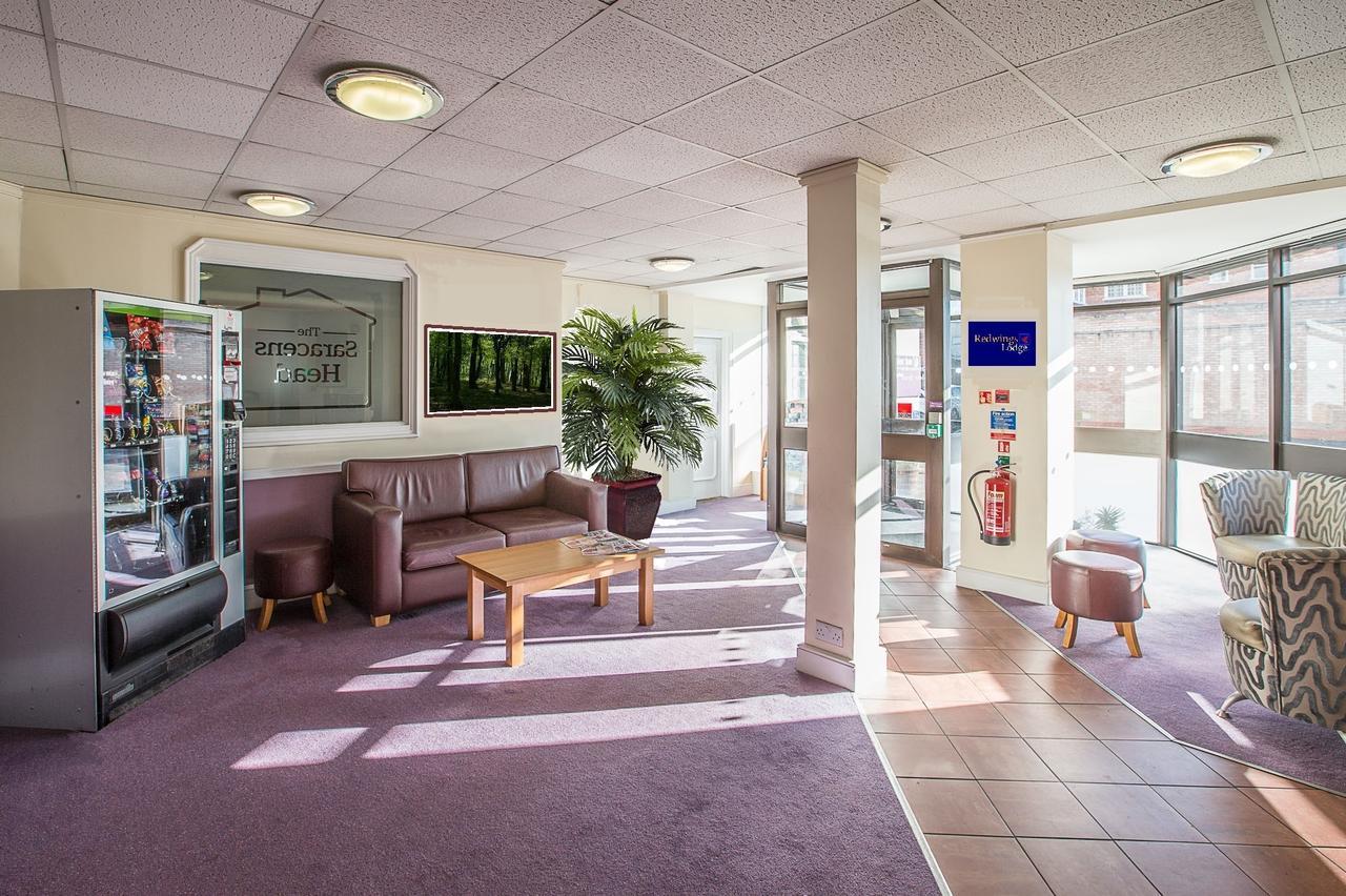 Redwings Lodge Solihull Extérieur photo