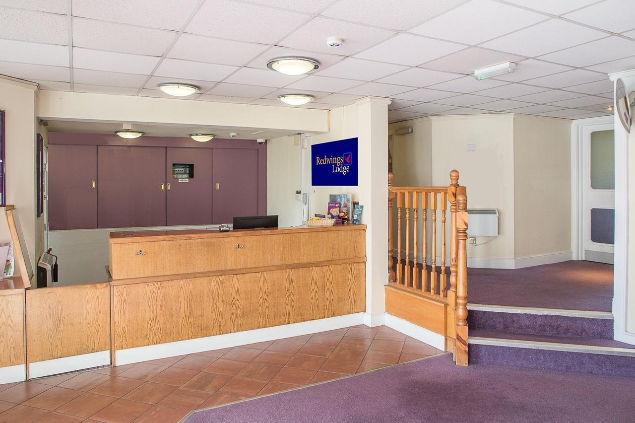 Redwings Lodge Solihull Extérieur photo
